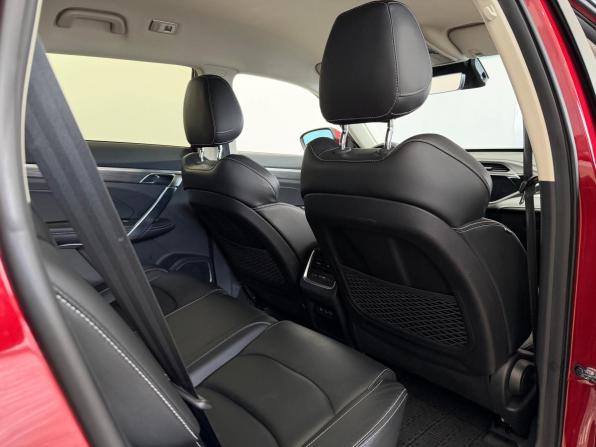 Geely Atlas Pro с пробегом 2023 года, цена 2 050 000 рублей, 63183 км, внедорожник, Автокод Объявления