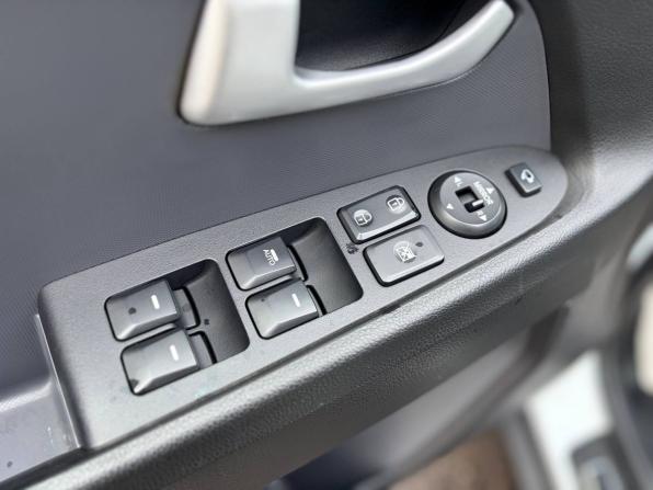 Kia Sportage III с пробегом 2013 года, цена 1 195 000 рублей, 206000 км, внедорожник, Автокод Объявления