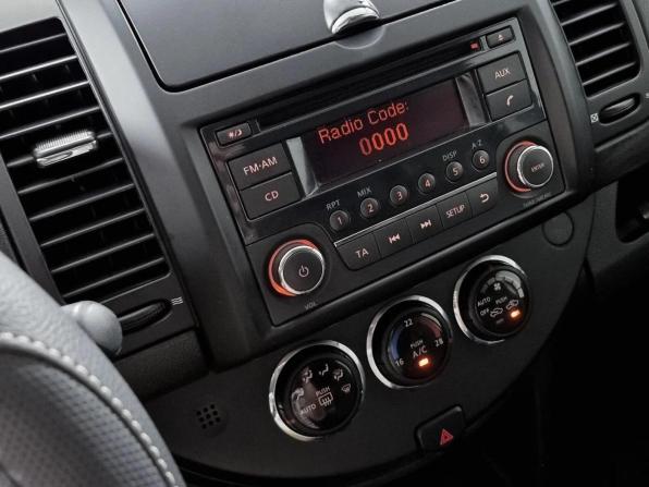 Nissan Note I Рестайлинг с пробегом 2013 года, цена 626 000 рублей, 178032 км, хэтчбек, Автокод Объявления