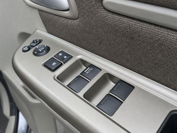 Honda Stepwgn V с пробегом 2016 года, цена 1 949 000 рублей, 228576 км, минивэн, Автокод Объявления