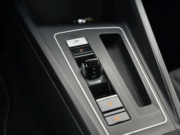 Volkswagen Golf VIII с пробегом 2021 года, цена 1 720 000 рублей, 203704 км, универсал, Автокод Объявления