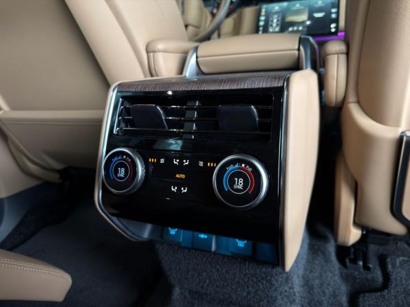 Land Rover Range Rover V с пробегом 2025 года, цена 33 500 000 рублей, 10 км, внедорожник, Автокод Объявления