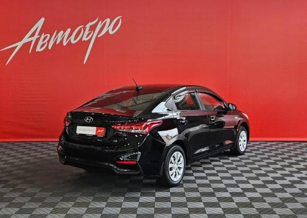 Hyundai Solaris II с пробегом 2017 года, цена 1 165 000 рублей, 131298 км, седан, Автокод Объявления