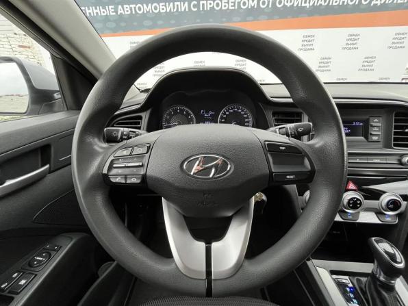 Hyundai Elantra VI (AD) Рестайлинг с пробегом 2019 года, цена 1 435 000 рублей, 174499 км, седан, Автокод Объявления