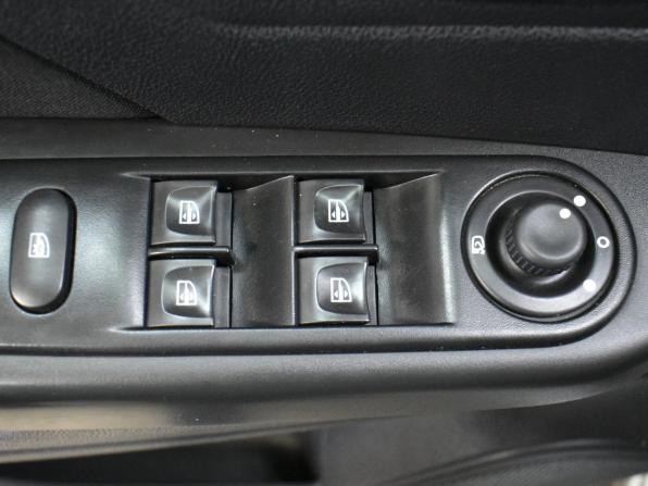 Renault Kaptur I с пробегом 2017 года, цена 1 399 000 рублей, 145962 км, внедорожник, Автокод Объявления