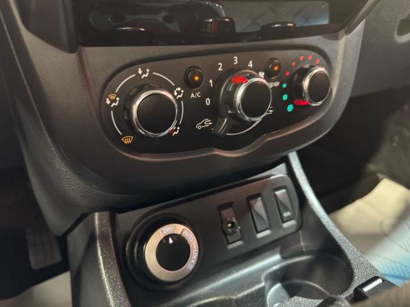 Renault Duster I Рестайлинг с пробегом 2017 года, цена 1 299 000 рублей, 161309 км, внедорожник, Автокод Объявления