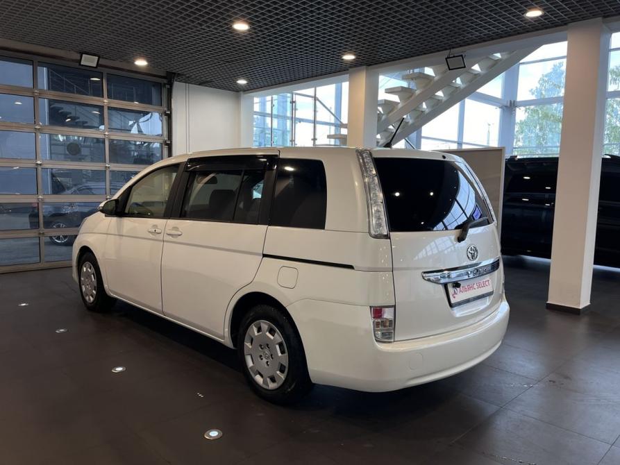 Toyota ISis I Рестайлинг Чебоксары  - изображение 5