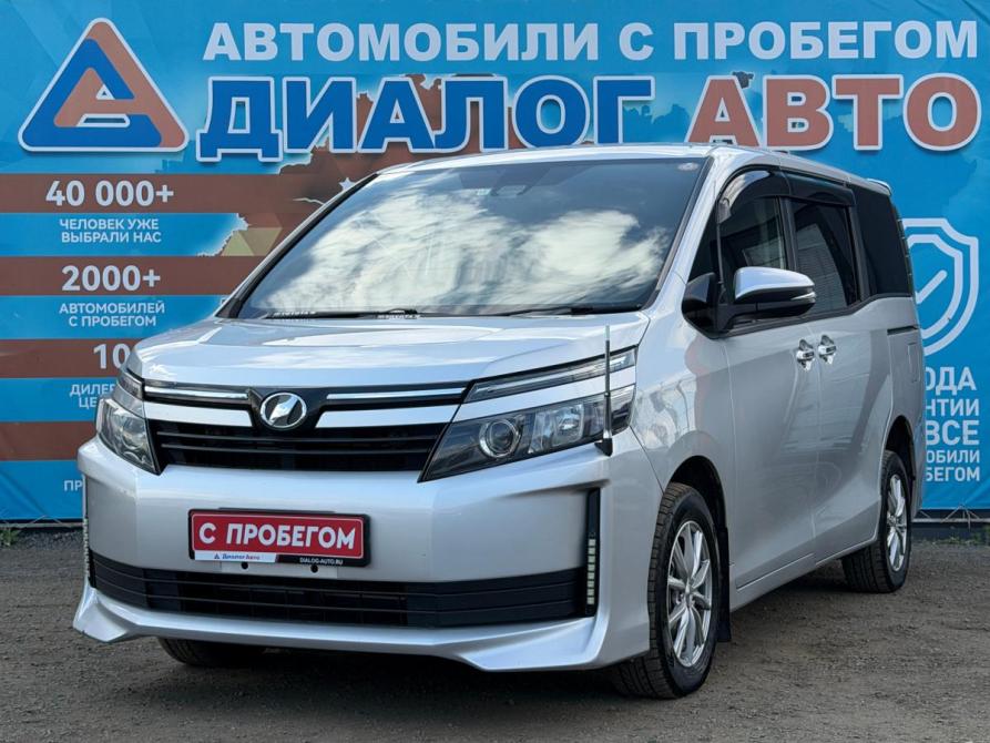 Toyota Voxy III (R80) Набережные Челны  - изображение 9