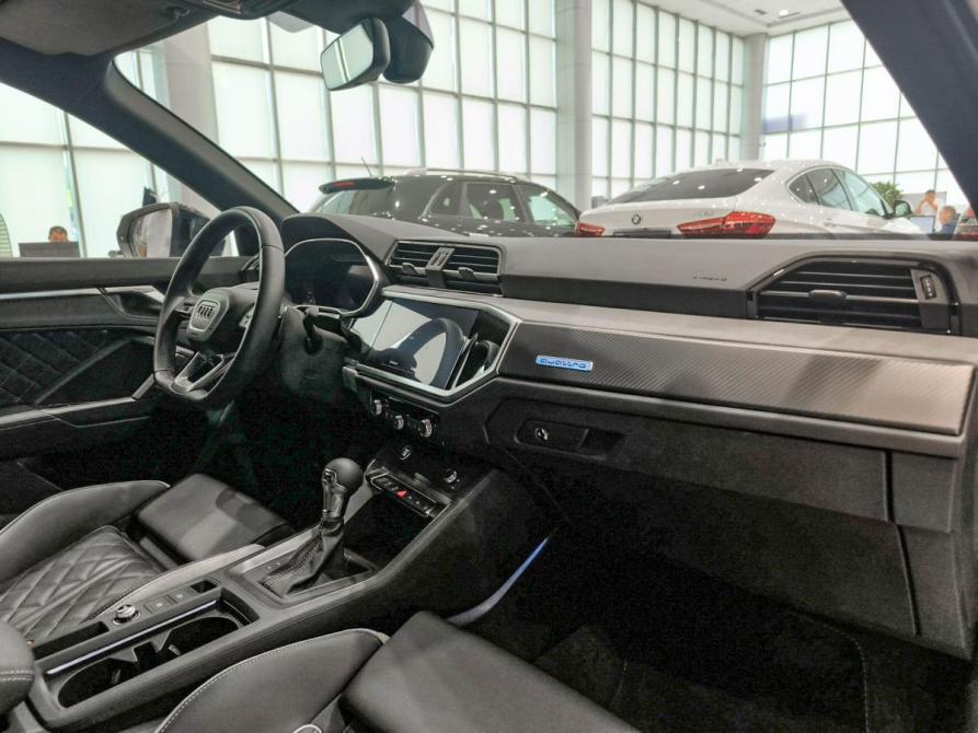 Audi Q3 II (F3) Казань  - изображение 13