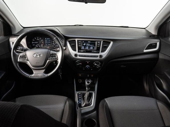 Hyundai Solaris II с пробегом 2019 года, цена 1 435 000 рублей, 119693 км, седан, Автокод Объявления