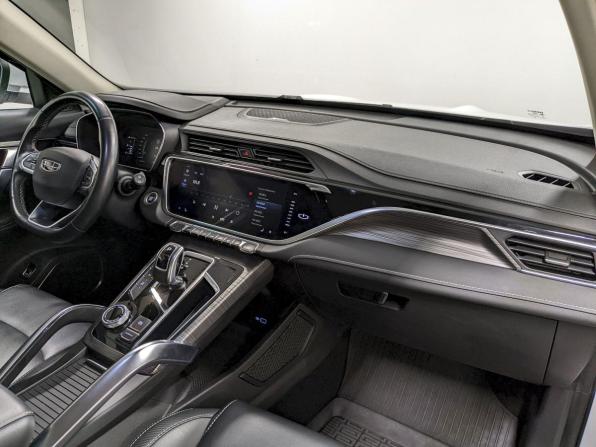 Geely Atlas Pro с пробегом 2023 года, цена 1 740 000 рублей, 99170 км, внедорожник, Автокод Объявления