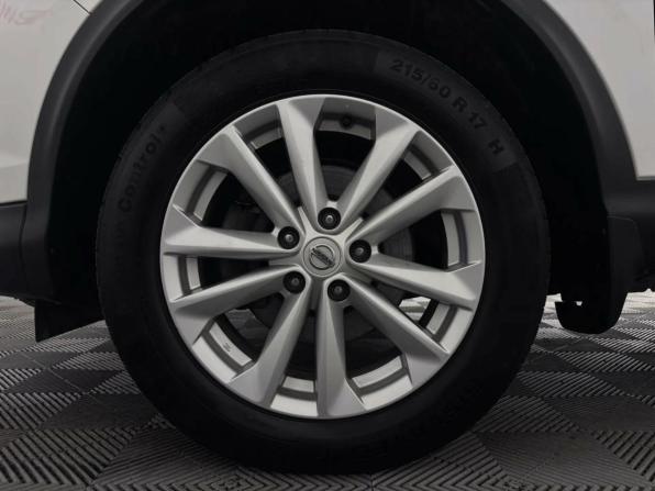 Nissan Qashqai II с пробегом 2018 года, цена 1 829 000 рублей, 98653 км, внедорожник, Автокод Объявления
