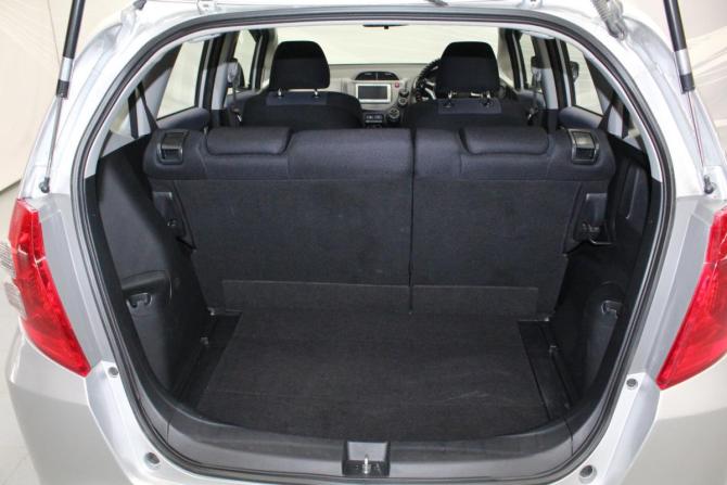 Honda Fit II с пробегом 2010 года, цена 589 000 рублей, 228000 км, хэтчбек, Автокод Объявления