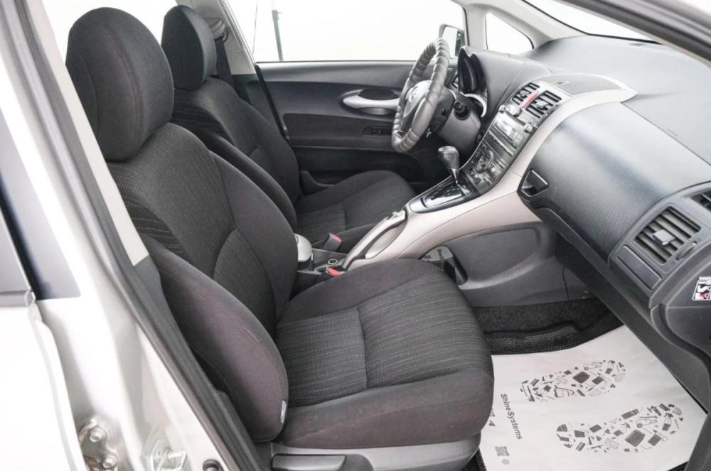 Toyota Auris I Красноярск  - изображение 14