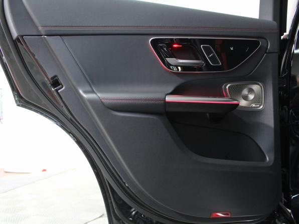 Mercedes-Benz GLC AMG II (X254) с пробегом 2024 года, цена 9 600 000 рублей, 2450 км, внедорожник, Автокод Объявления