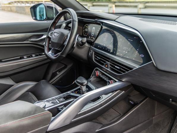 Geely Tugella I Рестайлинг с пробегом 2023 года, цена 2 998 000 рублей, 45828 км, внедорожник, Автокод Объявления