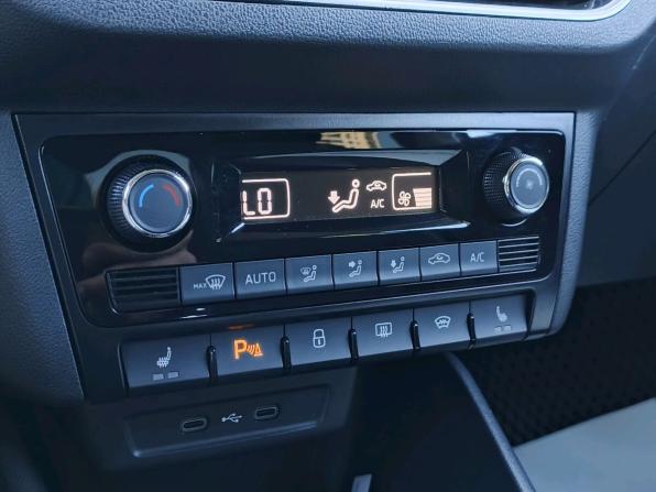 Volkswagen Polo VI с пробегом 2022 года, цена 1 845 000 рублей, 66801 км, лифтбек, Автокод Объявления
