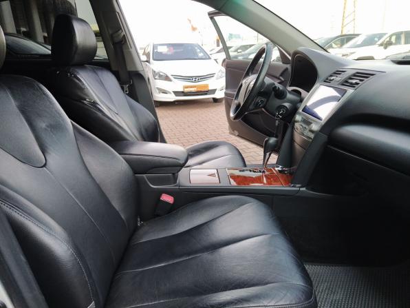 Toyota Camry VI (XV40) Рестайлинг с пробегом 2010 года, цена 1 100 000 рублей, 306343 км, седан, Автокод Объявления