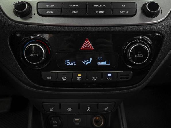 Hyundai Solaris II с пробегом 2019 года, цена 1 349 000 рублей, 115243 км, седан, Автокод Объявления