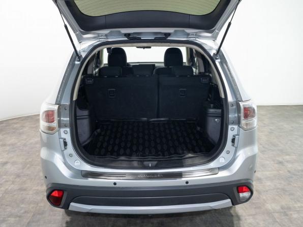 Mitsubishi Outlander III Рестайлинг с пробегом 2014 года, цена 1 455 000 рублей, 184567 км, внедорожник, Автокод Объявления