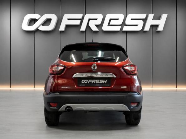 Renault Kaptur I с пробегом 2018 года, цена 1 620 000 рублей, 103679 км, внедорожник, Автокод Объявления