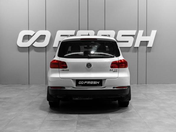 Volkswagen Tiguan I Рестайлинг с пробегом 2013 года, цена 1 370 000 рублей, 211960 км, внедорожник, Автокод Объявления