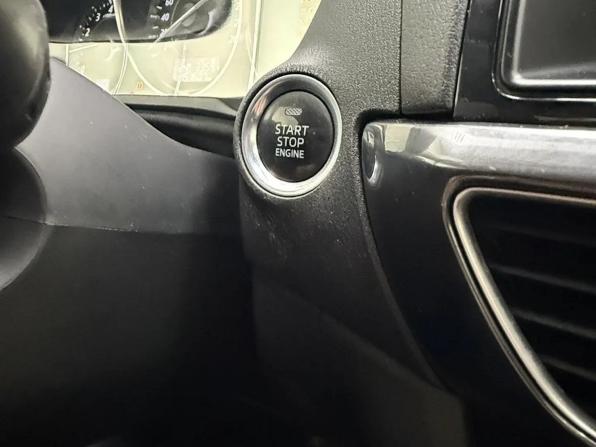 Mazda 6 III (GJ) с пробегом 2012 года, цена 1 040 000 рублей, 151607 км, седан, Автокод Объявления
