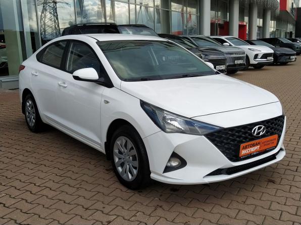 Hyundai Solaris II Рестайлинг с пробегом 2021 года, цена 1 299 000 рублей, 108995 км, седан, Автокод Объявления