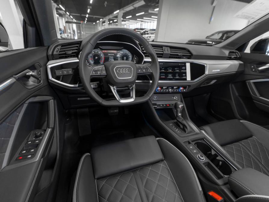 Audi Q3 II (F3) Москва  - изображение 7