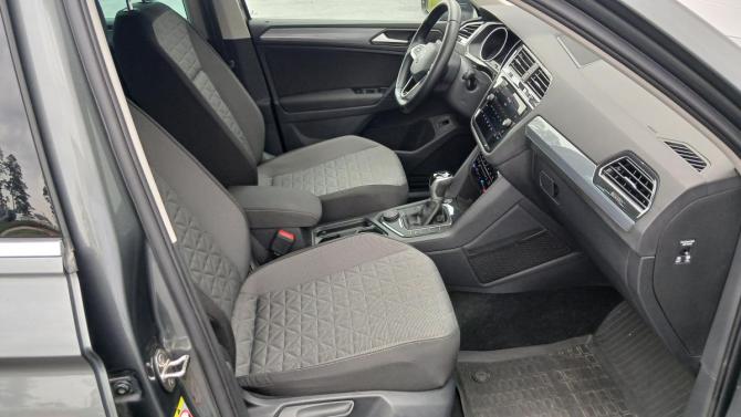 Volkswagen Tiguan II Рестайлинг с пробегом 2021 года, цена 3 340 000 рублей, 45825 км, внедорожник, Автокод Объявления