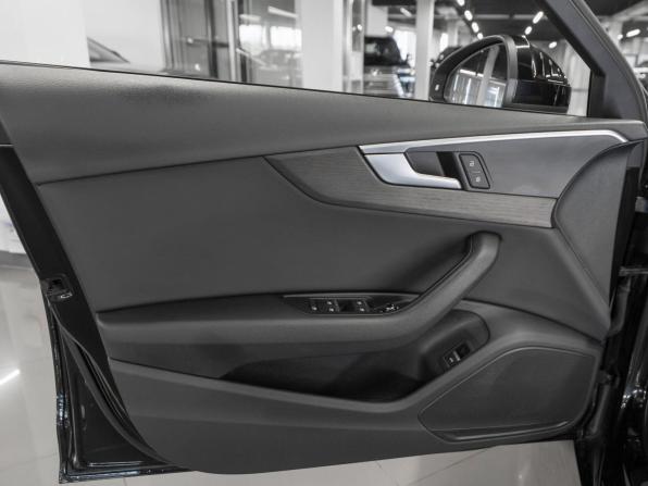 Audi A4 V (B9) с пробегом 2019 года, цена 2 620 000 рублей, 101227 км, седан, Автокод Объявления