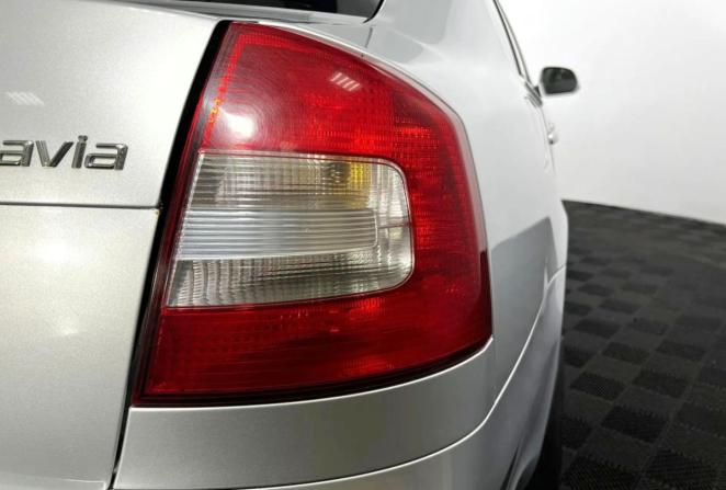 Skoda Octavia II (A5) Рестайлинг с пробегом 2011 года, цена 820 000 рублей, 196000 км, лифтбек, Автокод Объявления