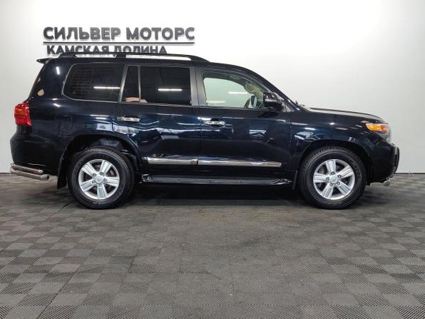 Toyota Land Cruiser 200 Series Рестайлинг 1 с пробегом 2013 года, цена 3 170 000 рублей, 307617 км, внедорожник, Автокод Объявления