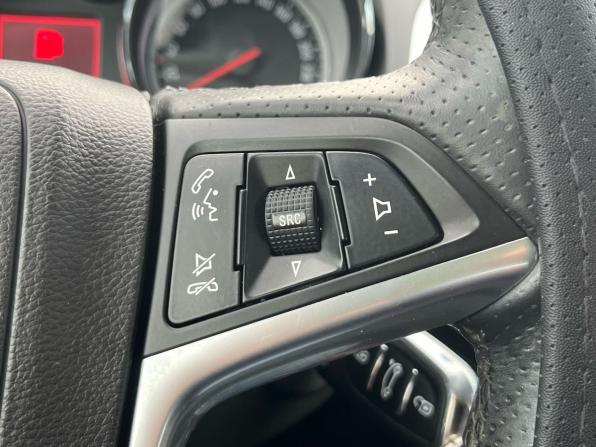 Opel Astra J Рестайлинг с пробегом 2014 года, цена 830 000 рублей, 155693 км, хэтчбек, Автокод Объявления