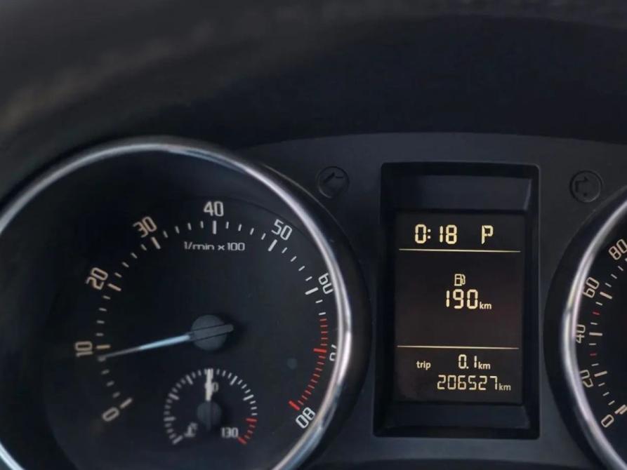 Skoda Yeti I Санкт-Петербург  - изображение 11