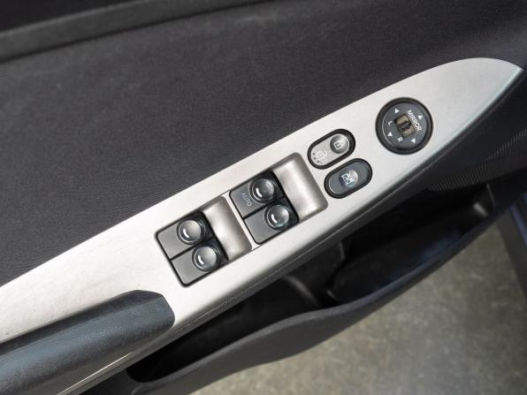 Hyundai Solaris I Рестайлинг с пробегом 2015 года, цена 860 000 рублей, 211000 км, седан, Автокод Объявления