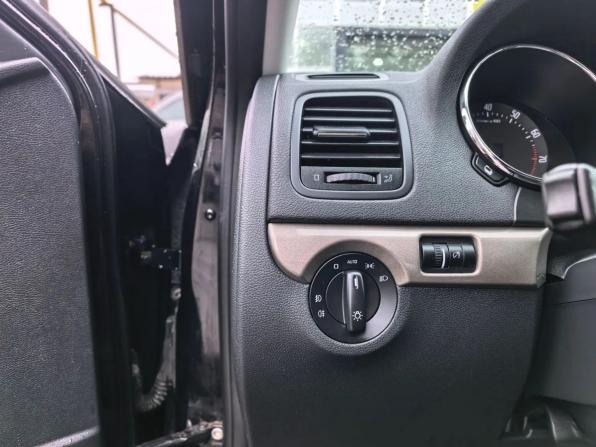 Skoda Yeti I Рестайлинг с пробегом 2014 года, цена 1 400 000 рублей, 135957 км, внедорожник, Автокод Объявления