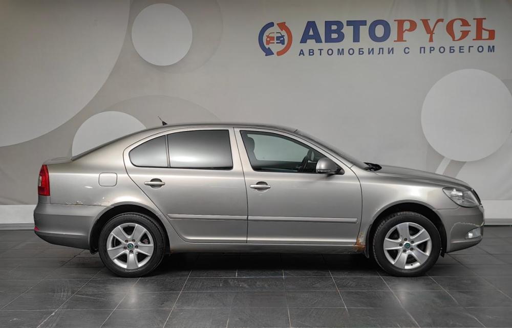 Skoda Octavia II (A5) Рестайлинг Москва  - изображение 5