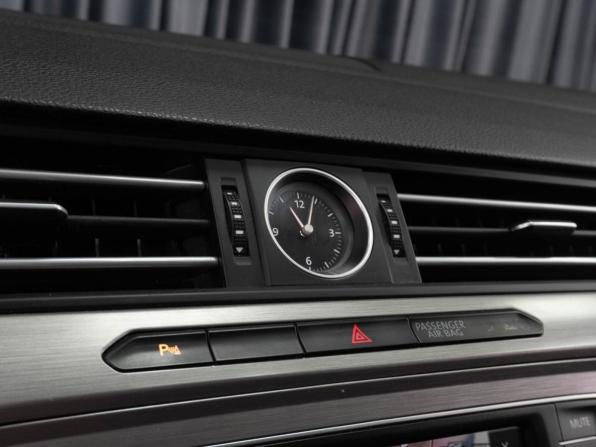 Volkswagen Passat B8 с пробегом 2016 года, цена 1 605 000 рублей, 221374 км, седан, Автокод Объявления