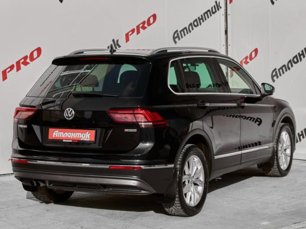 Volkswagen Tiguan II с пробегом 2018 года, цена 2 635 000 рублей, 100288 км, внедорожник, Автокод Объявления