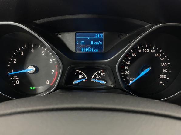 Ford Focus III Рестайлинг с пробегом 2016 года, цена 990 000 рублей, 111939 км, седан, Автокод Объявления