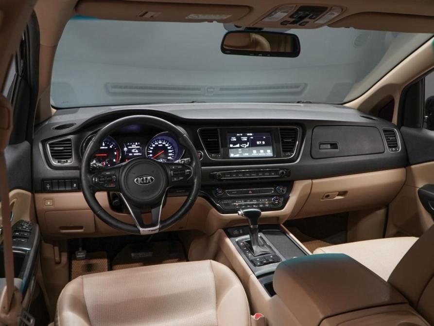 Kia Carnival III Москва  - изображение 6