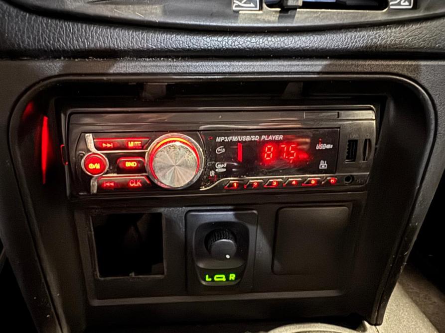Chevrolet Niva I Рестайлинг Санкт-Петербург  - изображение 13