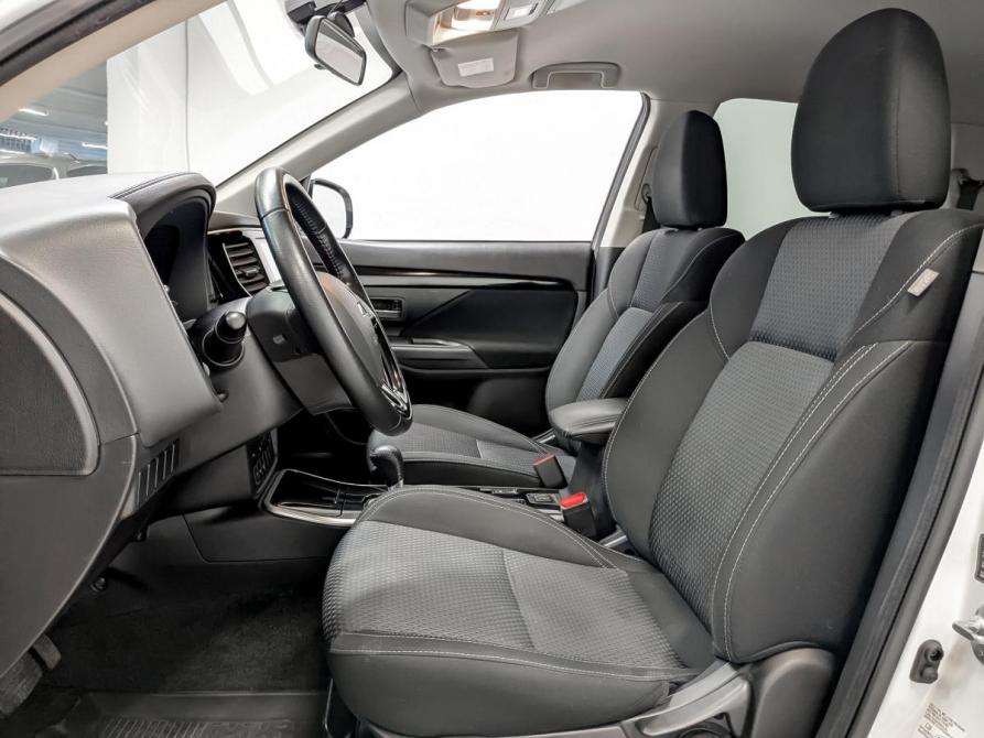 Mitsubishi Outlander III Рестайлинг 3 Санкт-Петербург  - изображение 21