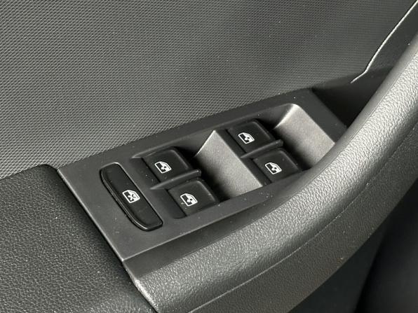 Volkswagen Polo VI с пробегом 2022 года, цена 1 890 000 рублей, 29125 км, лифтбек, Автокод Объявления