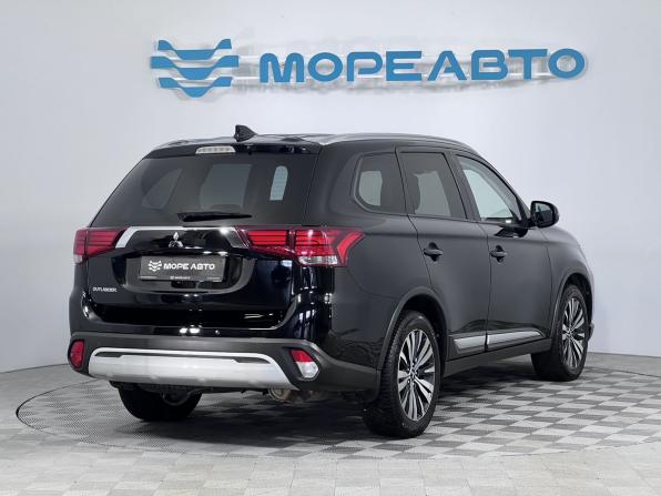 Mitsubishi Outlander III Рестайлинг 3 с пробегом 2020 года, цена 2 100 000 рублей, 142570 км, внедорожник, Автокод Объявления