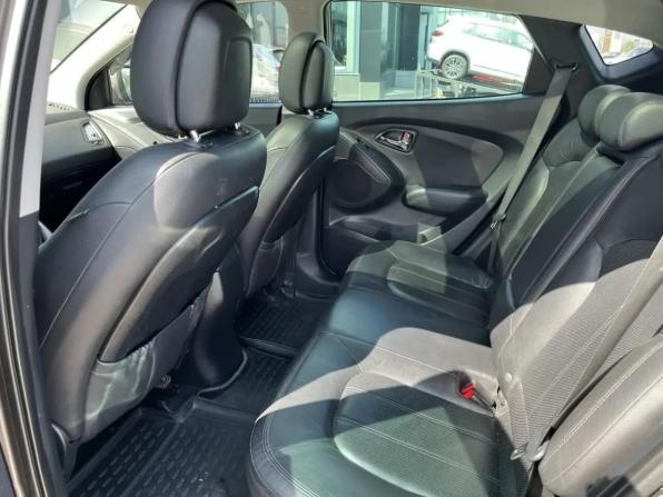 Hyundai ix35 I с пробегом 2011 года, цена 900 000 рублей, 262505 км, внедорожник, Автокод Объявления
