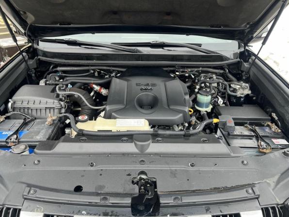 Toyota Land Cruiser Prado 150 Series Рестайлинг 1 с пробегом 2017 года, цена 4 300 000 рублей, 129000 км, внедорожник, Автокод Объявления