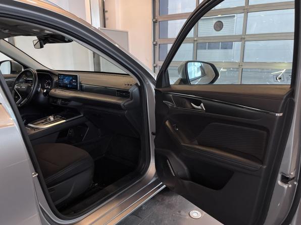 Haval Jolion I с пробегом 2023 года, цена 1 690 000 рублей, 97128 км, внедорожник, Автокод Объявления