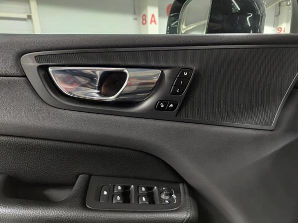 Volvo XC60 II с пробегом 2021 года, цена 3 369 999 рублей, 131146 км, внедорожник, Автокод Объявления
